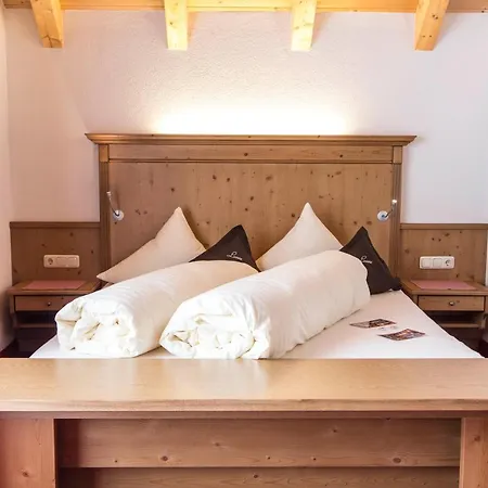 Garni Lawens 3* Serfaus