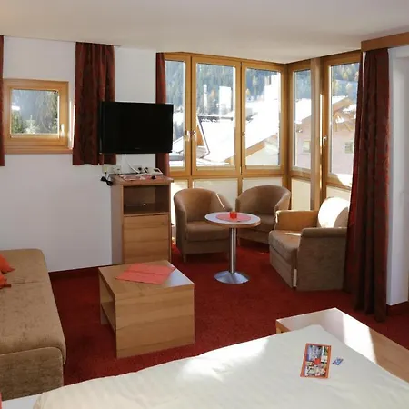 Garni Lawens Hotel