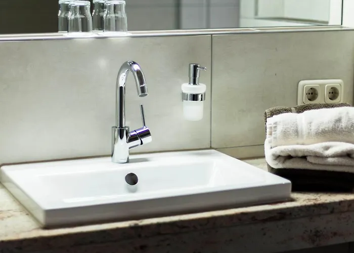 فندق Garni Lawens 3*