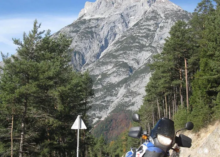 فندق Garni Lawens 3*