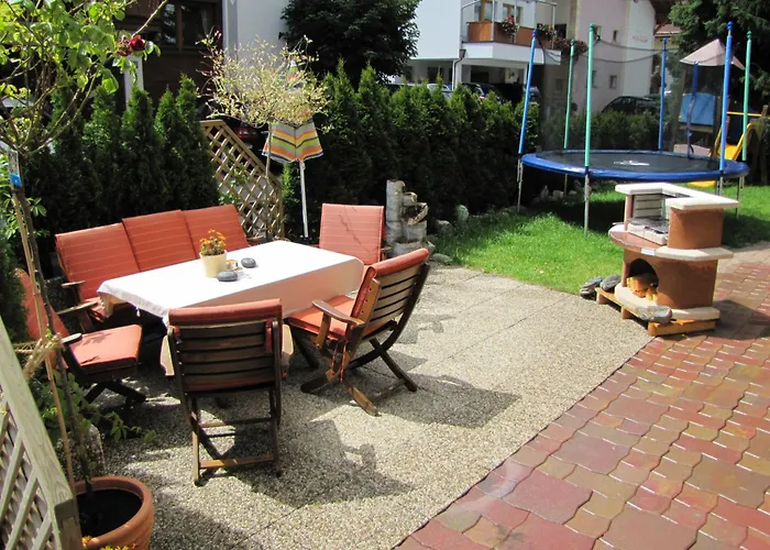 Garni Lawens 3* سيرفاوس