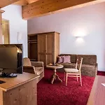 Garni Lawens 3*