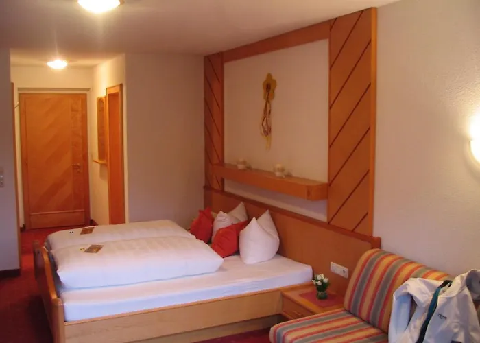 Garni Lawens סרפהאוס